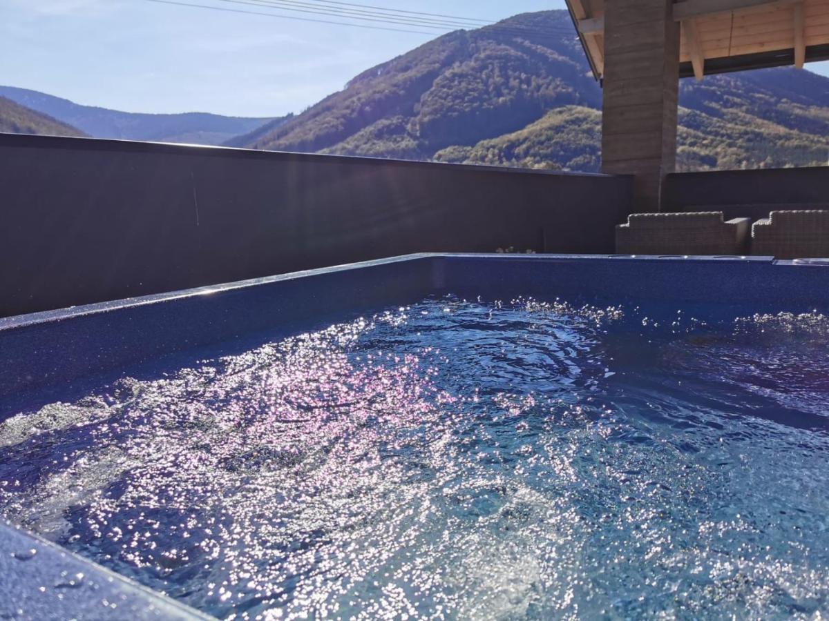 Hotel Maralak Kunčice pod Ondřejníkem Εξωτερικό φωτογραφία